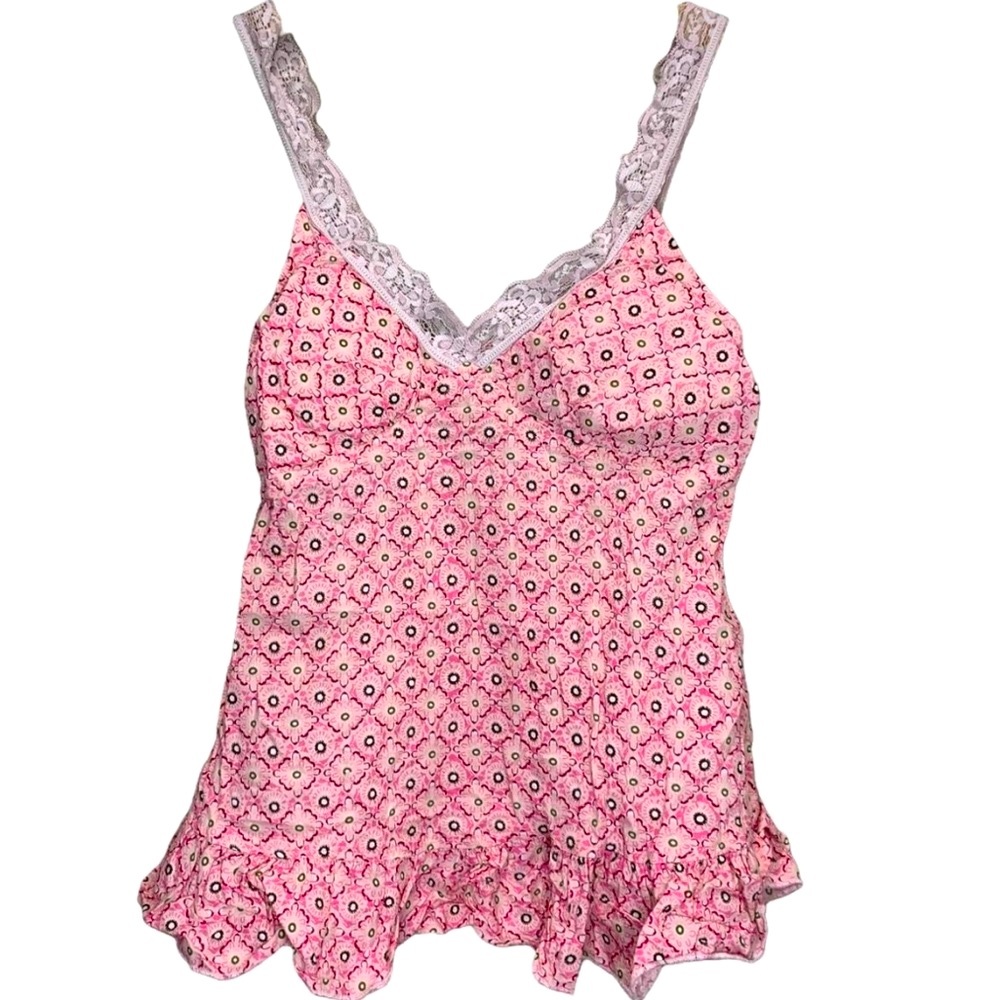 L. E.I. Pink tank top with lace straps.